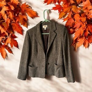 Talbots petite women dinner jacket 91% Wool 9%nylon, lining100% Acetate pp20 L21